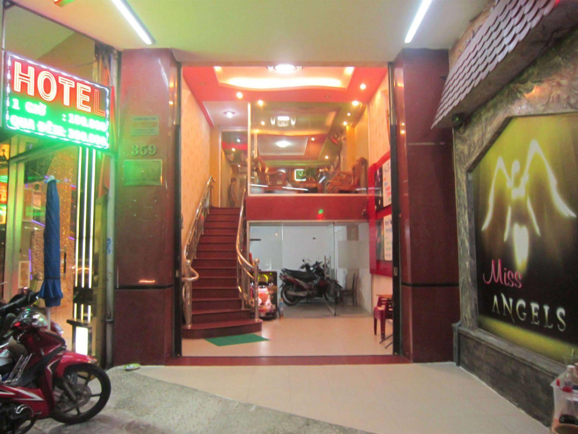 Thuy Tien Hotel Ho Chi Minh City Exterior photo