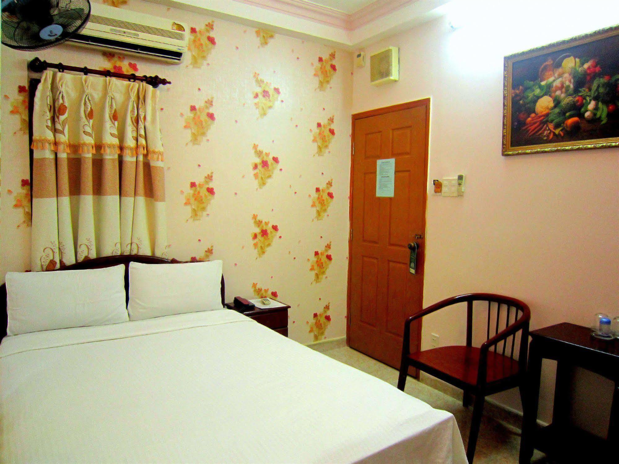 Thuy Tien Hotel Ho Chi Minh City Exterior photo