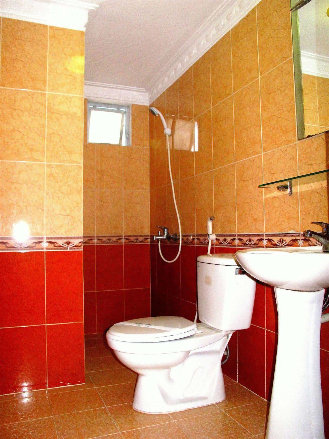 Thuy Tien Hotel Ho Chi Minh City Exterior photo