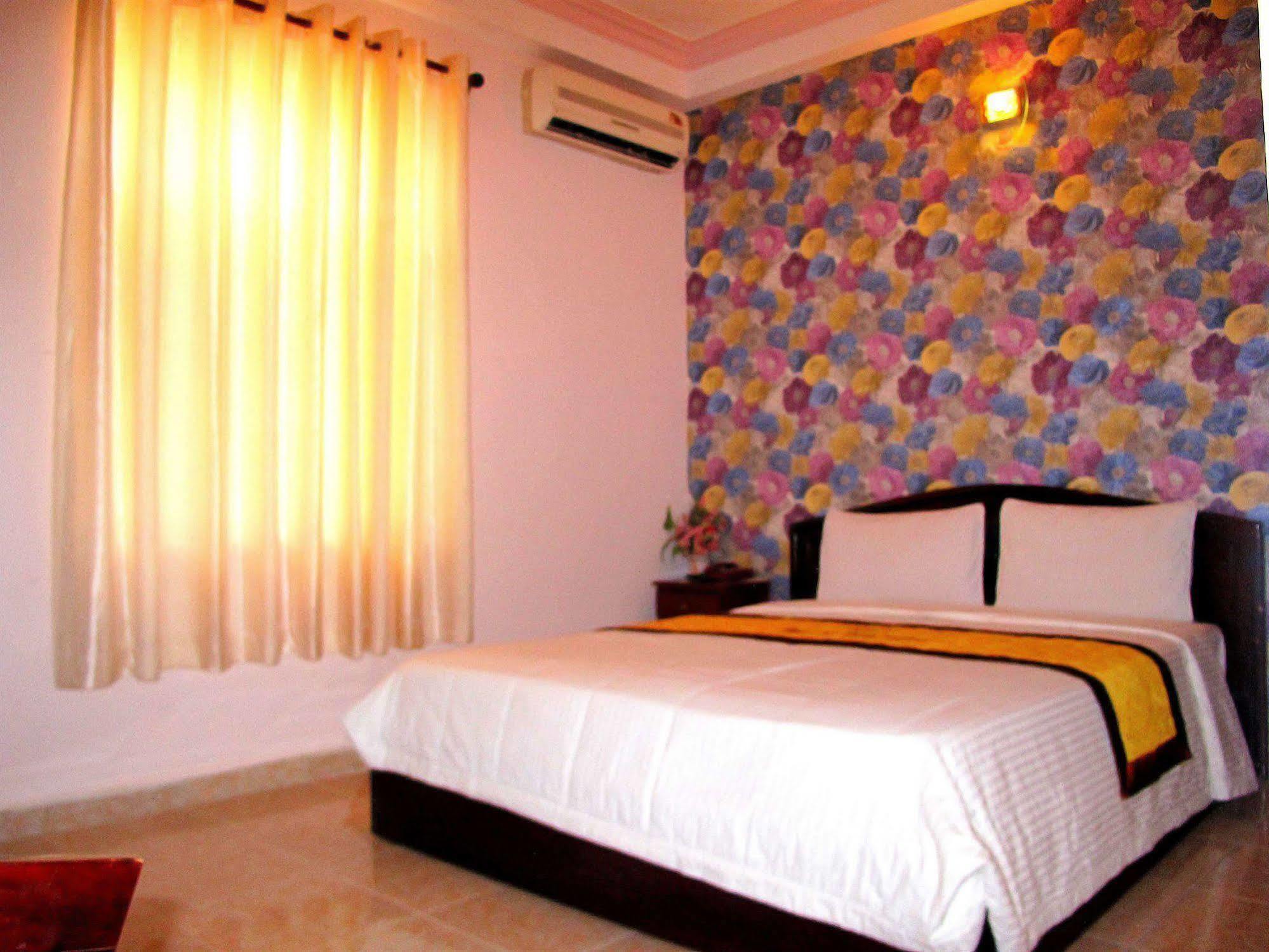 Thuy Tien Hotel Ho Chi Minh City Exterior photo